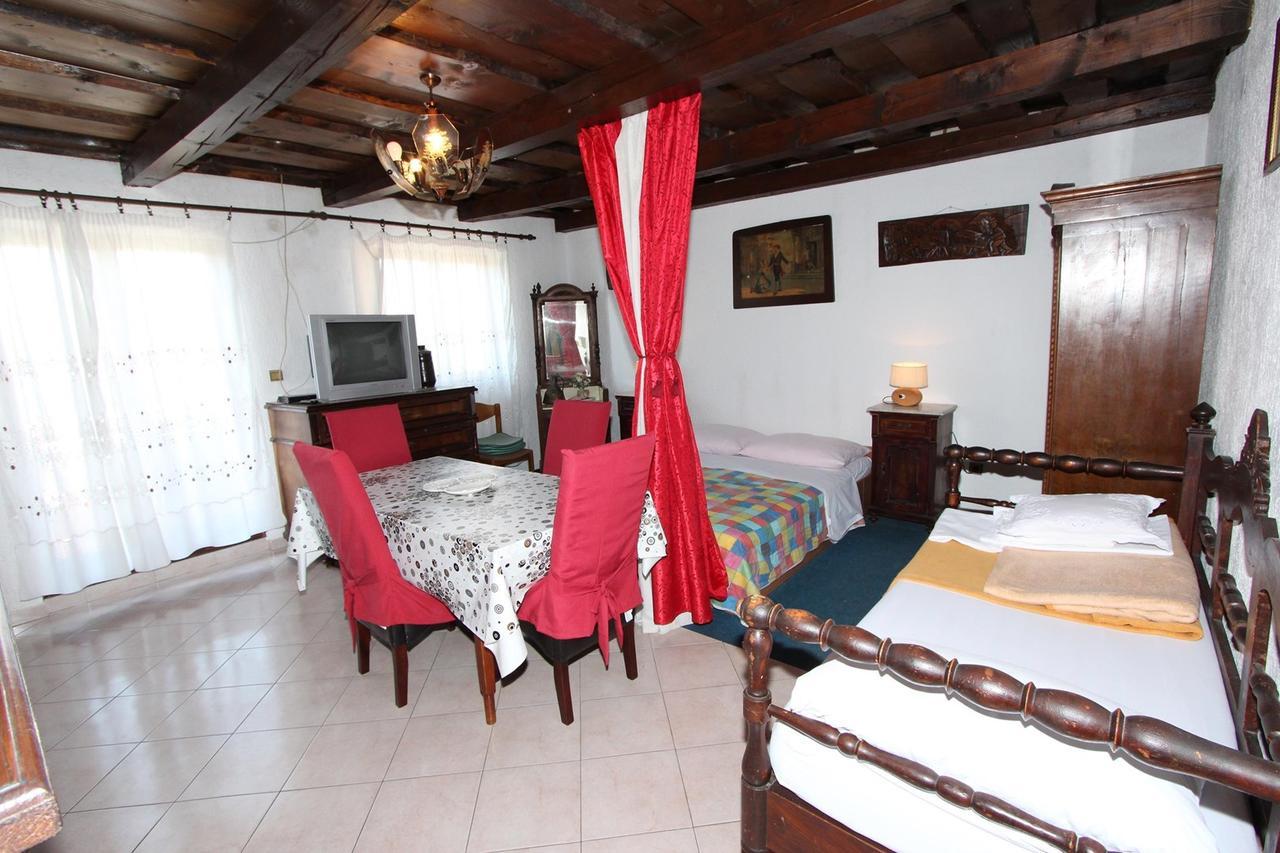 Apartments Sebal โรวีน ภายนอก รูปภาพ